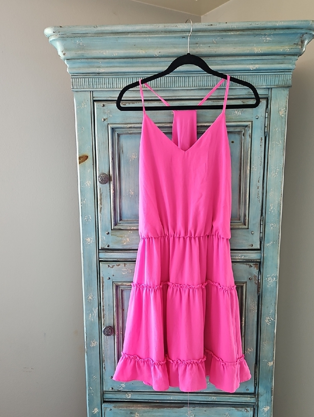 Source Unknown Vibrant Hot Pink Tiered Mini Dress